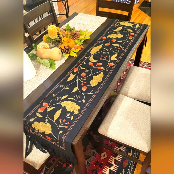 Seasons of cannon falls. Table runner in black, gold, and brown felt 15"×85" - Picture 2 of 7